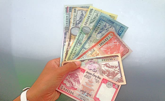 El dinero en Nepal